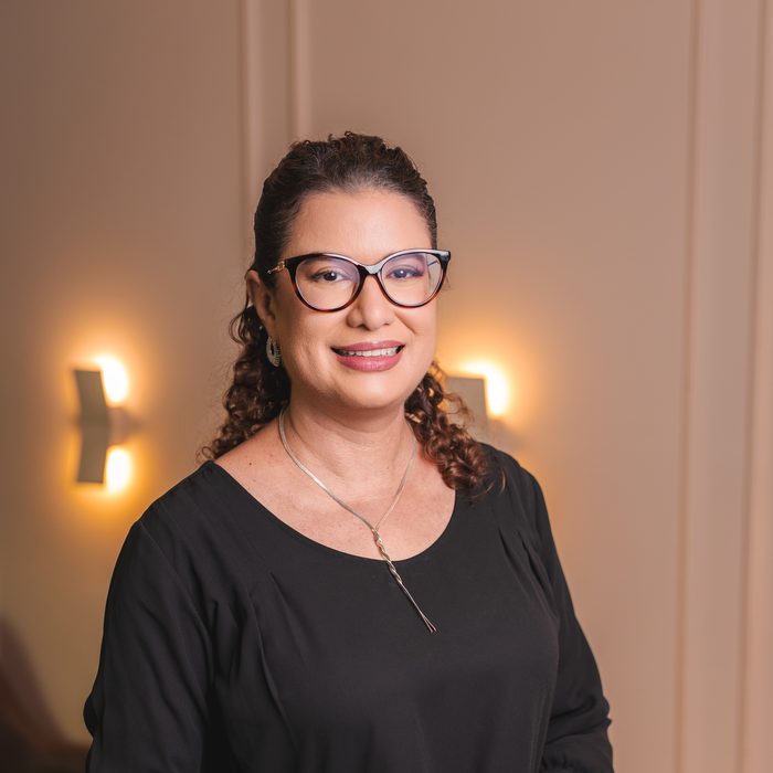 Dra. Carla Macedo, ginecologista em Sobral